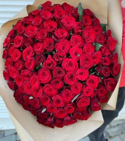 101 роза Ред Наоми (Крым)